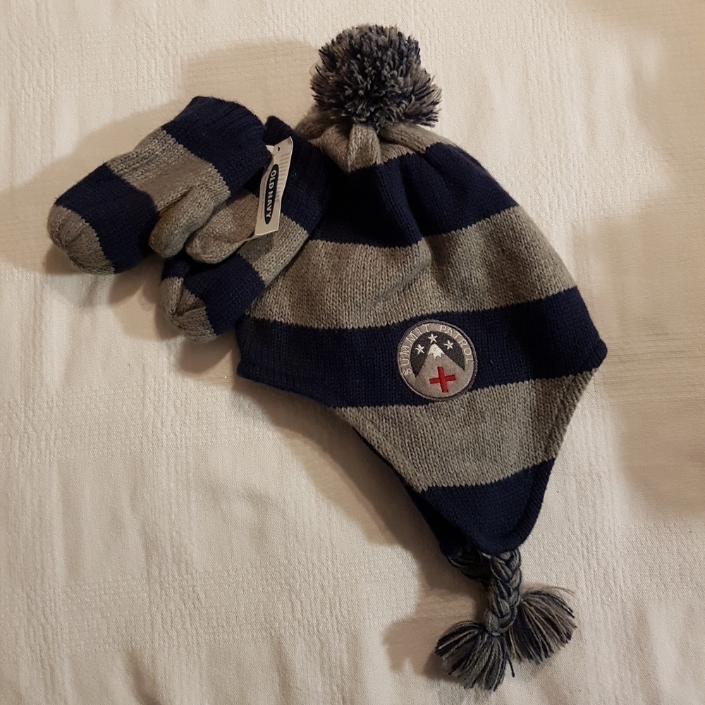 Old Navy boys toddler size hat & mitten set medium blue & gray NWT